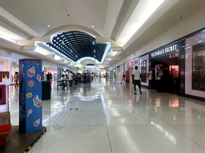 Oakland Mall - July 23 2022